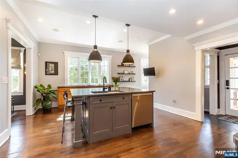 108 Durand Road Maplewood NJ 07040