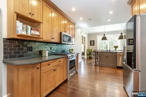 108 Durand Road Maplewood NJ 07040