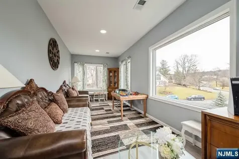 15 Fox Run North Caldwell NJ 07006