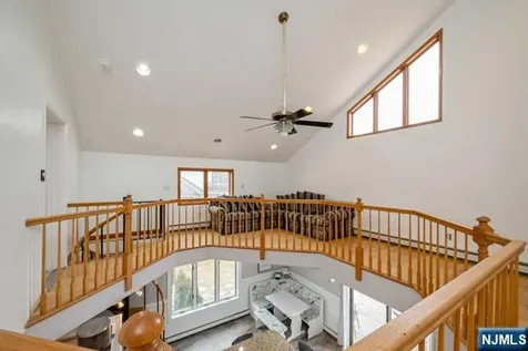 15 Fox Run North Caldwell NJ 07006