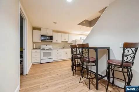 15 Fox Run North Caldwell NJ 07006