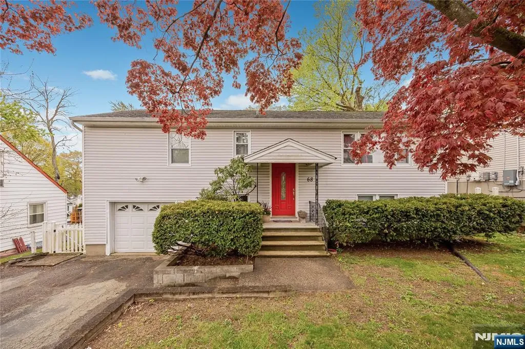 68 Minnehaha Boulevard Par-troy Hills Twp. NJ 07034
