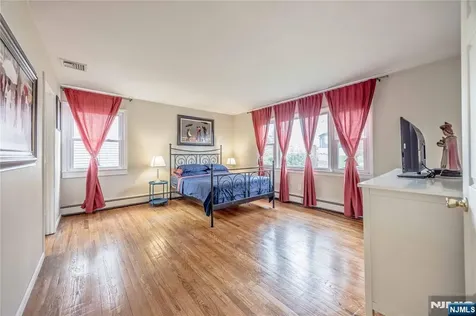 68 Minnehaha Boulevard Par-troy Hills Twp. NJ 07034