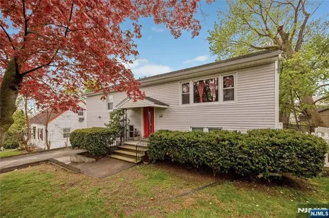 68 Minnehaha Boulevard Par-troy Hills Twp. NJ 07034