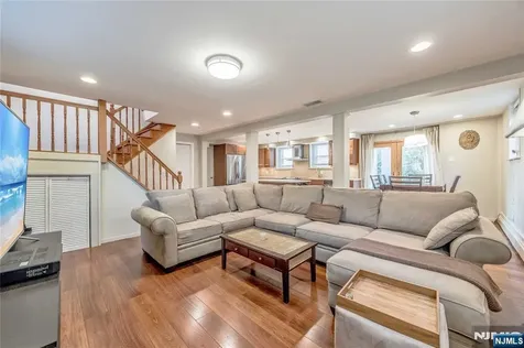 68 Minnehaha Boulevard Par-troy Hills Twp. NJ 07034