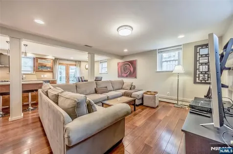 68 Minnehaha Boulevard Par-troy Hills Twp. NJ 07034