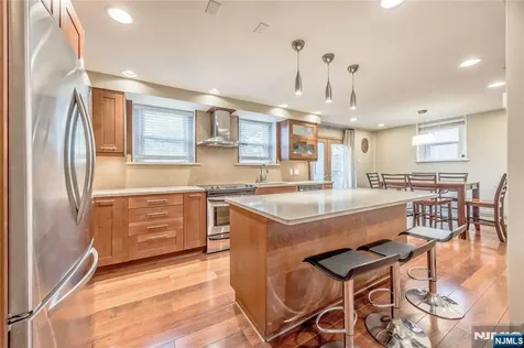 68 Minnehaha Boulevard Par-troy Hills Twp. NJ 07034