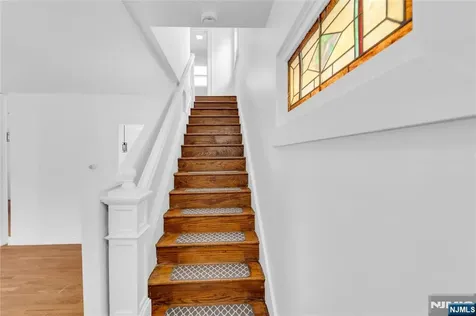 46 Chamberlain Avenue Little Ferry NJ 07643