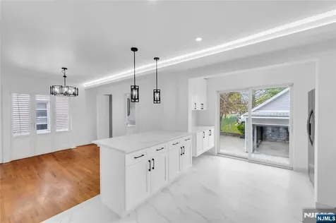 46 Chamberlain Avenue Little Ferry NJ 07643