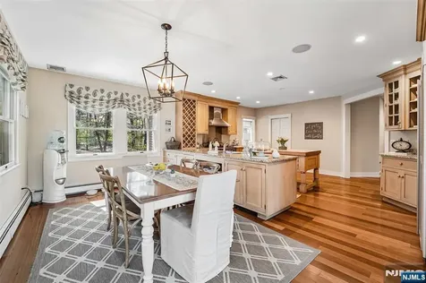 4 Conklin Court Allendale NJ 07401