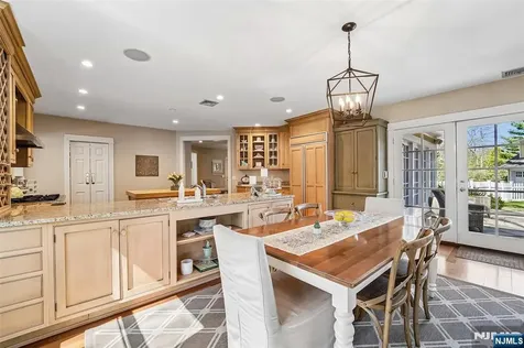 4 Conklin Court Allendale NJ 07401