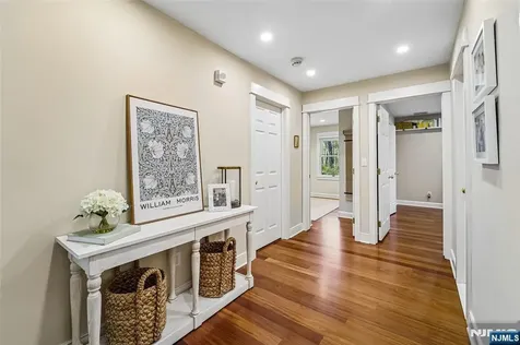 4 Conklin Court Allendale NJ 07401
