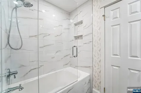 4 Conklin Court Allendale NJ 07401