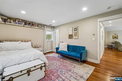 4 Conklin Court Allendale NJ 07401