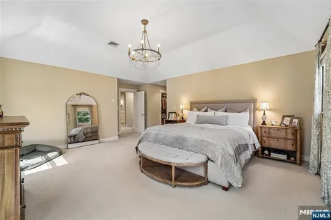 4 Conklin Court Allendale NJ 07401