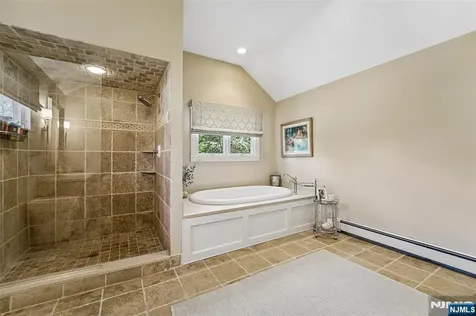 4 Conklin Court Allendale NJ 07401