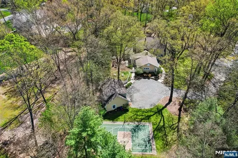 4 Conklin Court Allendale NJ 07401
