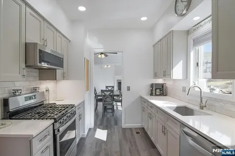 69 Mountain Avenue Cedar Grove NJ 07009