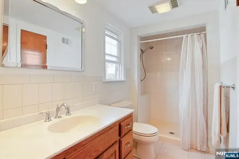 69 Mountain Avenue Cedar Grove NJ 07009