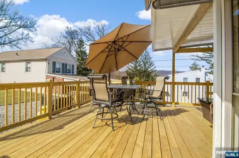 69 Mountain Avenue Cedar Grove NJ 07009