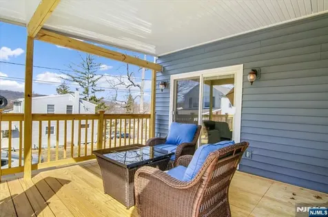 69 Mountain Avenue Cedar Grove NJ 07009