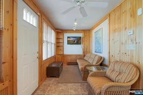 69 Mountain Avenue Cedar Grove NJ 07009