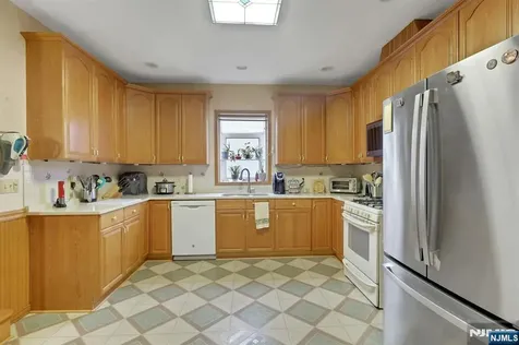 148 Magnolia Avenue Kearny NJ 07032