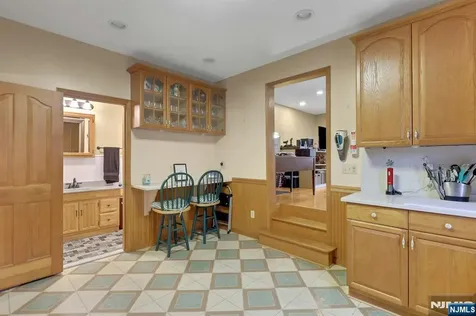 148 Magnolia Avenue Kearny NJ 07032