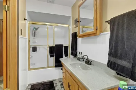 148 Magnolia Avenue Kearny NJ 07032