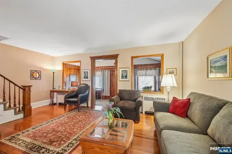 78 W 38th Street Bayonne NJ 07002