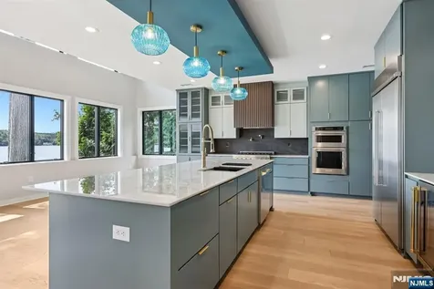 12 Rocky Point Road West Milford NJ 07421