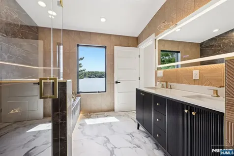 12 Rocky Point Road West Milford NJ 07421