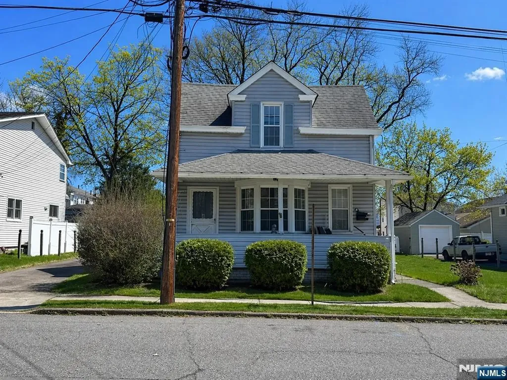 163 Passaic Hawthorne NJ 07506