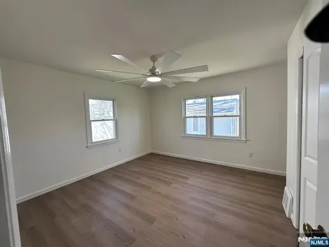 163 Passaic Hawthorne NJ 07506