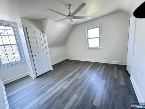 163 Passaic Hawthorne NJ 07506