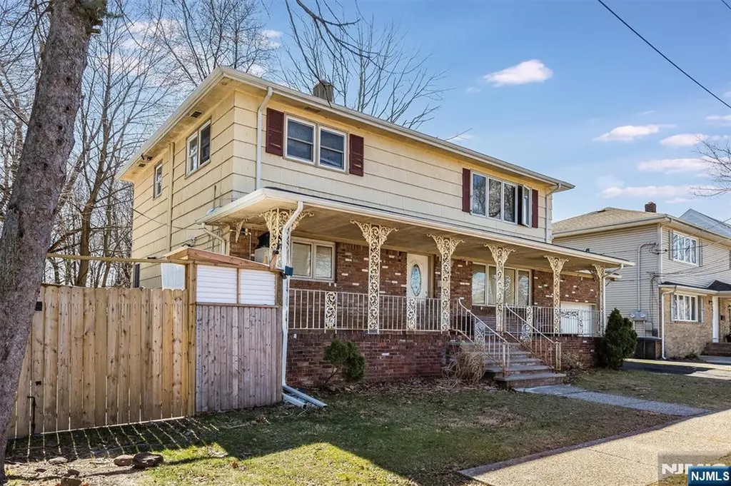 89 Division Street Bloomfield NJ 07003
