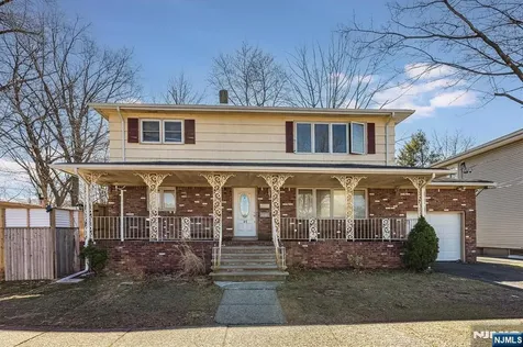 89 Division Street Bloomfield NJ 07003