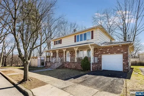 89 Division Street Bloomfield NJ 07003