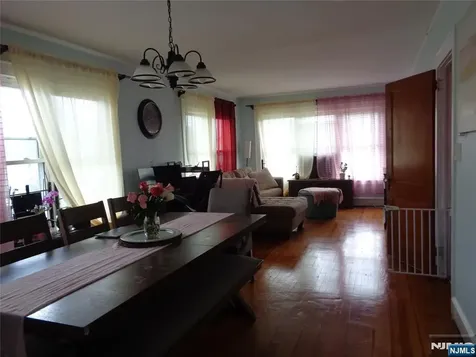 53 Genevieve Avenue Hawthorne NJ 07506