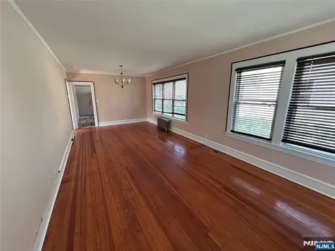 53 Genevieve Avenue Hawthorne NJ 07506