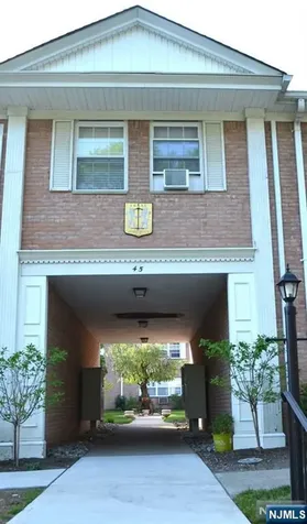 45 Maltbie Avenue Midland Park NJ 07432