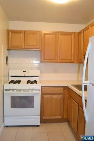45 Maltbie Avenue Midland Park NJ 07432