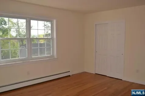 45 Maltbie Avenue Midland Park NJ 07432