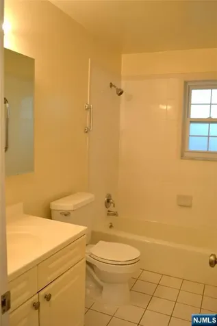 45 Maltbie Avenue Midland Park NJ 07432
