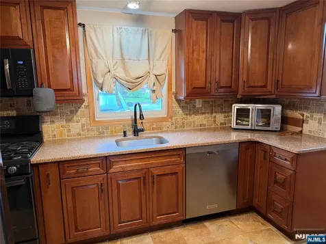 21 Daned Road Emerson NJ 07630