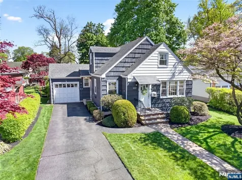 832 Summit Avenue Hackensack NJ 07601