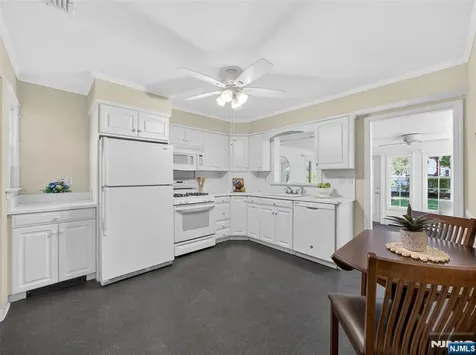 832 Summit Avenue Hackensack NJ 07601