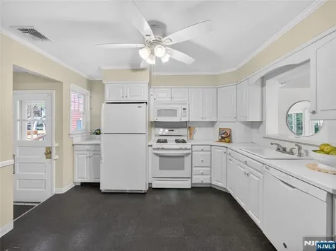 832 Summit Avenue Hackensack NJ 07601