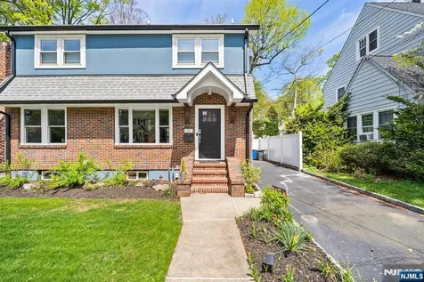507 Sagamore Avenue Teaneck NJ 07666