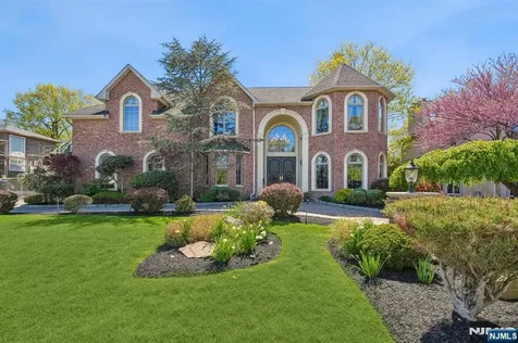 7 Jean Drive Englewood Cliffs NJ 07632